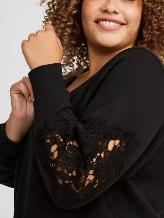 5X • Torrid • Cozy Fleece V-Neck Sweatshirt with Crochet Lace Sleeve Detail - Picture 3 of 4